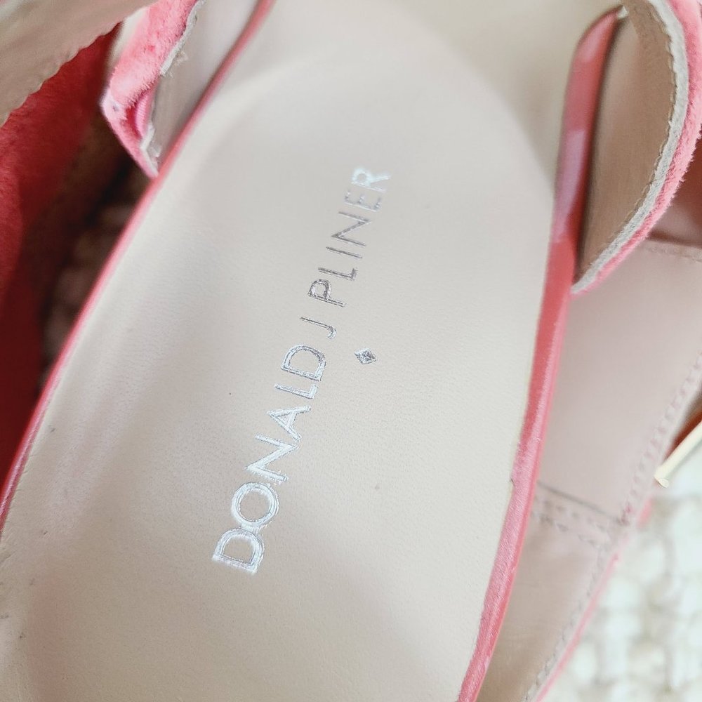 Donald J Pliner Leather Ankle-Strap Coral Alma Wedge Heels - Picture 6 of 8